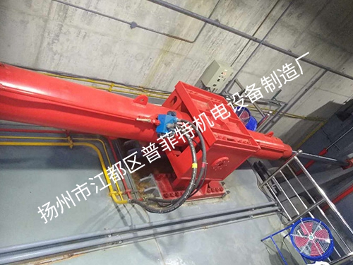启闭机油缸